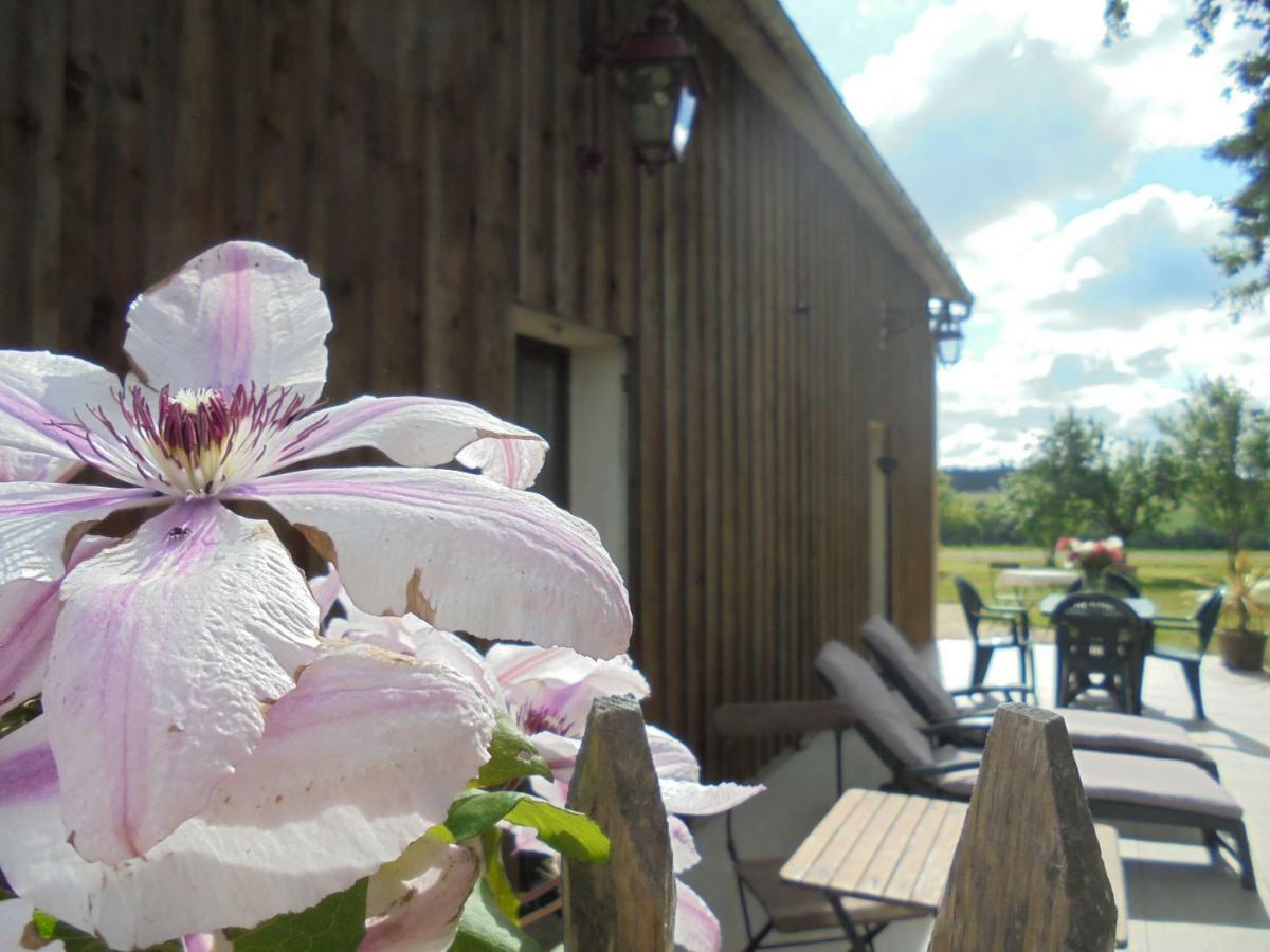 Gite Cosy Grand Confort Dans Un Ecrin De Verdure Agudelle Exterior foto
